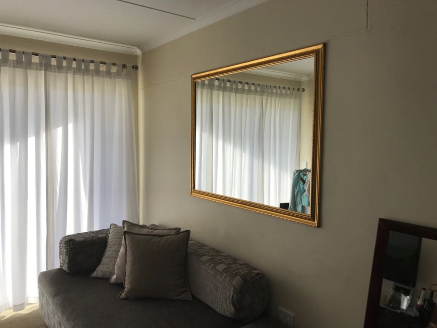 1 Bedroom Property for Sale in Bellville Central Western Cape